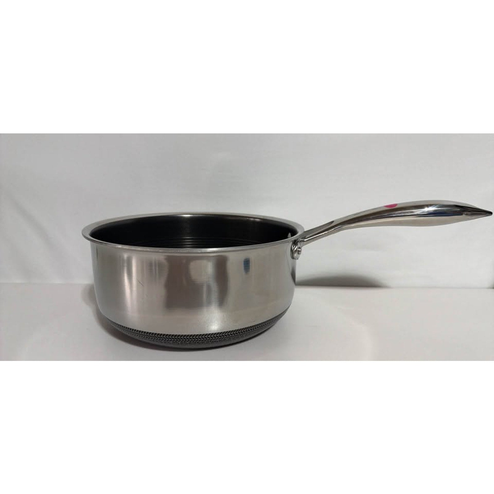 HexClad 3 Quart Hybrid Saucepan - Like New with Cosmetic Flaws