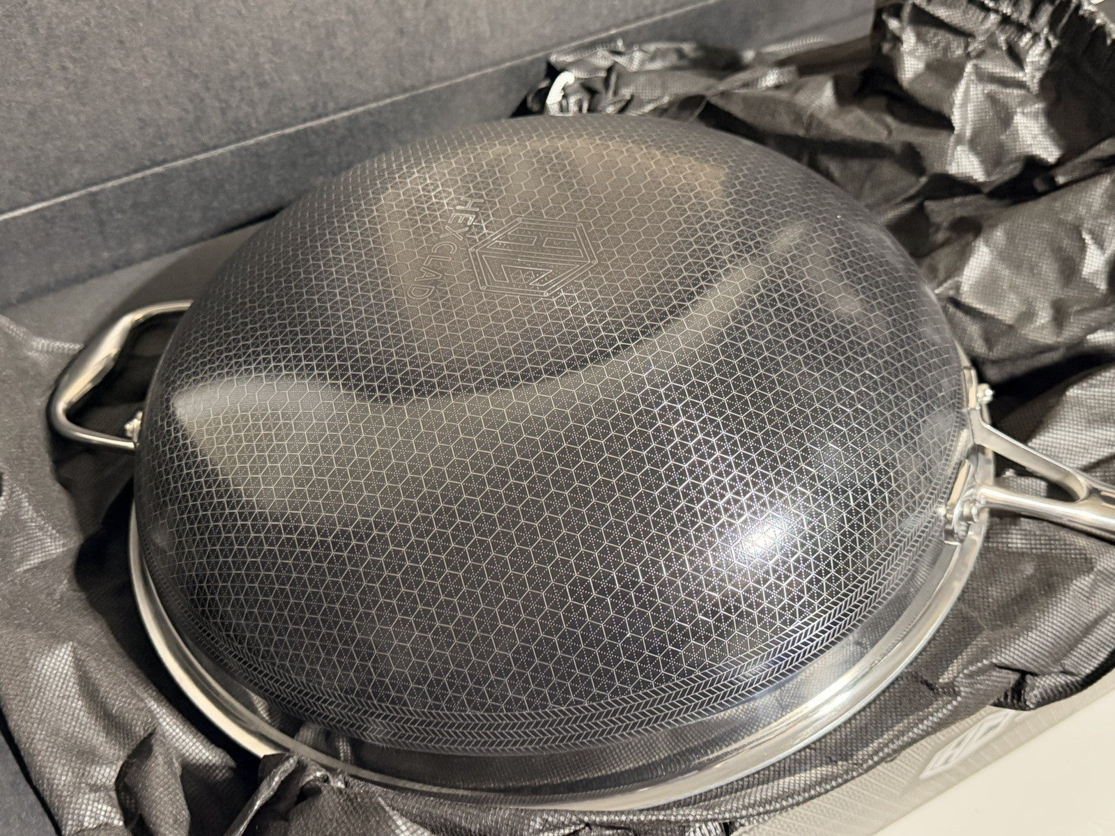 HexClad Hybrid 7-Piece Cookware Fry Pan Set 8”  10”  12” Inch W/ Lids & 12” Wok